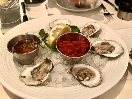 Top Cut Steakhouse by null