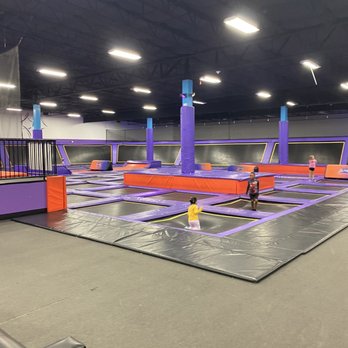 Altitude Trampoline Park - Bounce floor - Trampoline Parks Near Me - Cedar Hill, Texas Altitude Trampoline Park - Bounce floor - Trampoline Parks Near Me - Cedar Hill, Texas