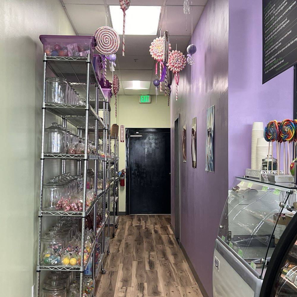 Chocolate Iguana - Candy aisle - Coffee & Tea Near Me - Tucson, Arizona Chocolate Iguana - Candy aisle - Coffee & Tea Near Me - Tucson, Arizona