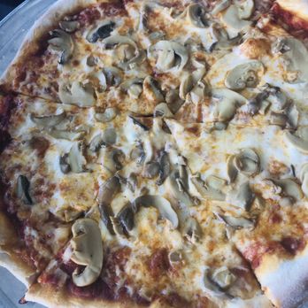 Nick's Pizza Pompano - Pizza with mushrooms (fyi they're canned) - Pizza Near Me - Pompano Beach, Florida