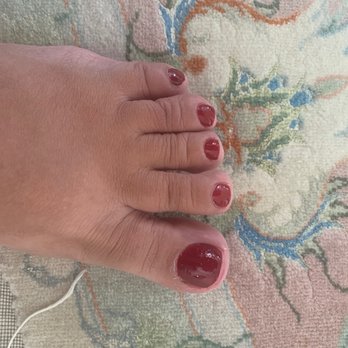 NT Nail Spa - Didn't cut the nails straight. - Nail Salons Near Me - Modesto, California