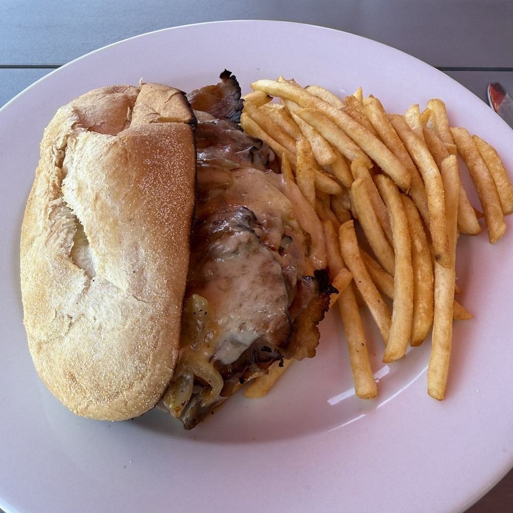 Island Breeze - Seafood Near Me - Cherry Grove, New York