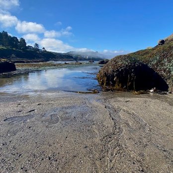 Inn At Arch Rock - Private Beach - Hotels Near Me - Depoe Bay, Oregon Inn At Arch Rock - Private Beach - Hotels Near Me - Depoe Bay, Oregon