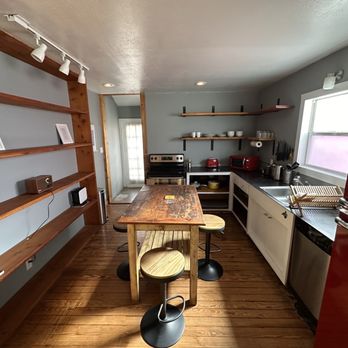 The Lincoln Marfa - Hotels Near Me - Marfa, Texas