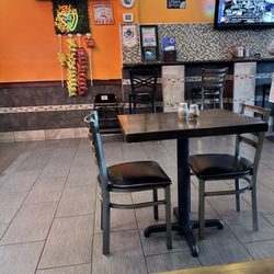 Pasta Mista - Seating area