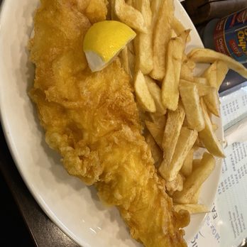 Micky's Fish Bar - Haddock with chips. An English classic done well - Fish & Chips Near Me - London, XGL Micky's Fish Bar - Haddock with chips. An English classic done well - Fish & Chips Near Me - London, XGL