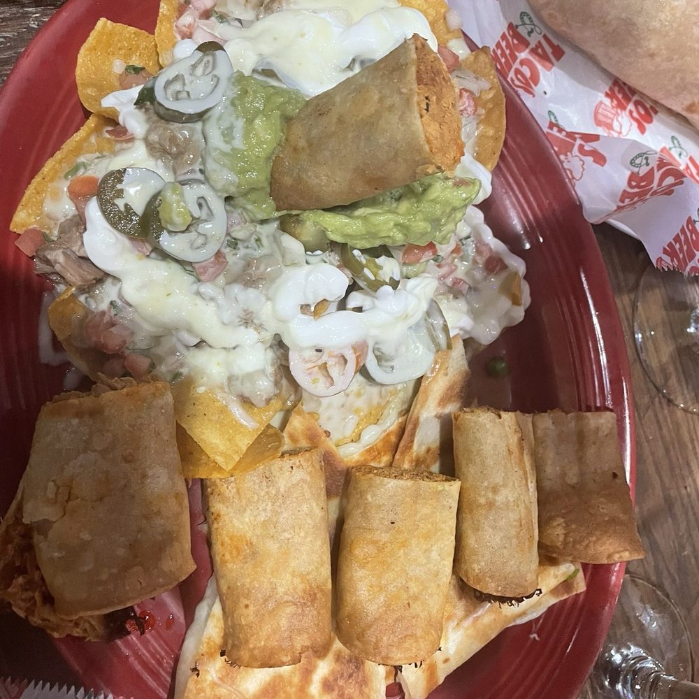 Tacos And Beer - TB combination appetizer - Bars Near Me - New Orleans, Louisiana Tacos And Beer - TB combination appetizer - Bars Near Me - New Orleans, Louisiana