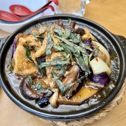 Seattle Lotus Vegetarian Restaurant - 37. Eggplant Stone Pot