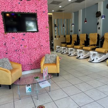 Nail Studio - View of the new updated salon. - Nail Salons Near Me - Bethesda, Maryland Nail Studio - View of the new updated salon. - Nail Salons Near Me - Bethesda, Maryland