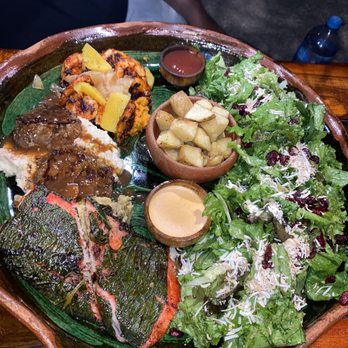 Encanto Cantina - Platter for 2-3 persons... - Seafood Near Me - Tulum, ROO