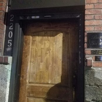 Bathtub Gin - Bathtub Gin & Co.:alleyway wooden door way - Cocktail Bars Near Me - Seattle, Washington Bathtub Gin - Bathtub Gin & Co.:alleyway wooden door way - Cocktail Bars Near Me - Seattle, Washington