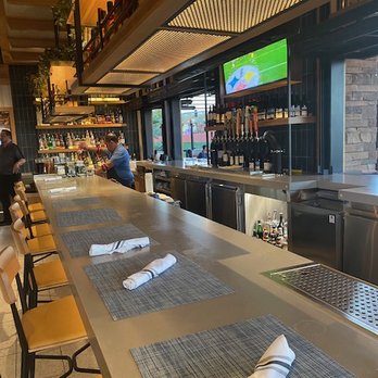 Pacific Catch - The bar at Pacific Catch - Seafood Near Me - Tustin, California Pacific Catch - The bar at Pacific Catch - Seafood Near Me - Tustin, California