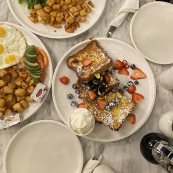 Evviva Breakfast & Lunch - Breakfast & Brunch Near Me - Toronto, Ontario Evviva Breakfast & Lunch - Breakfast & Brunch Near Me - Toronto, Ontario
