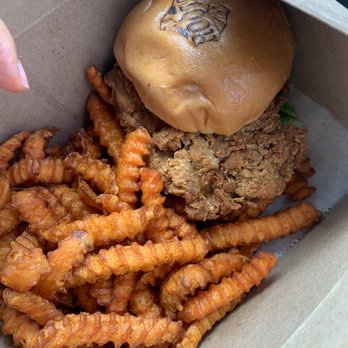 Rootz Soul Cafe - Chik'n Ranch w/ Fries sauce on the side - Vegan Near Me - North Lauderdale, Florida Rootz Soul Cafe - Chik'n Ranch w/ Fries sauce on the side - Vegan Near Me - North Lauderdale, Florida