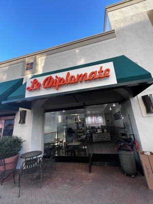 Le Diplomate Bakery Cafe by null