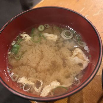 Yasube - Miso soup that came with grilled dorado - Japanese Near Me - Paris, 75 Yasube - Miso soup that came with grilled dorado - Japanese Near Me - Paris, 75