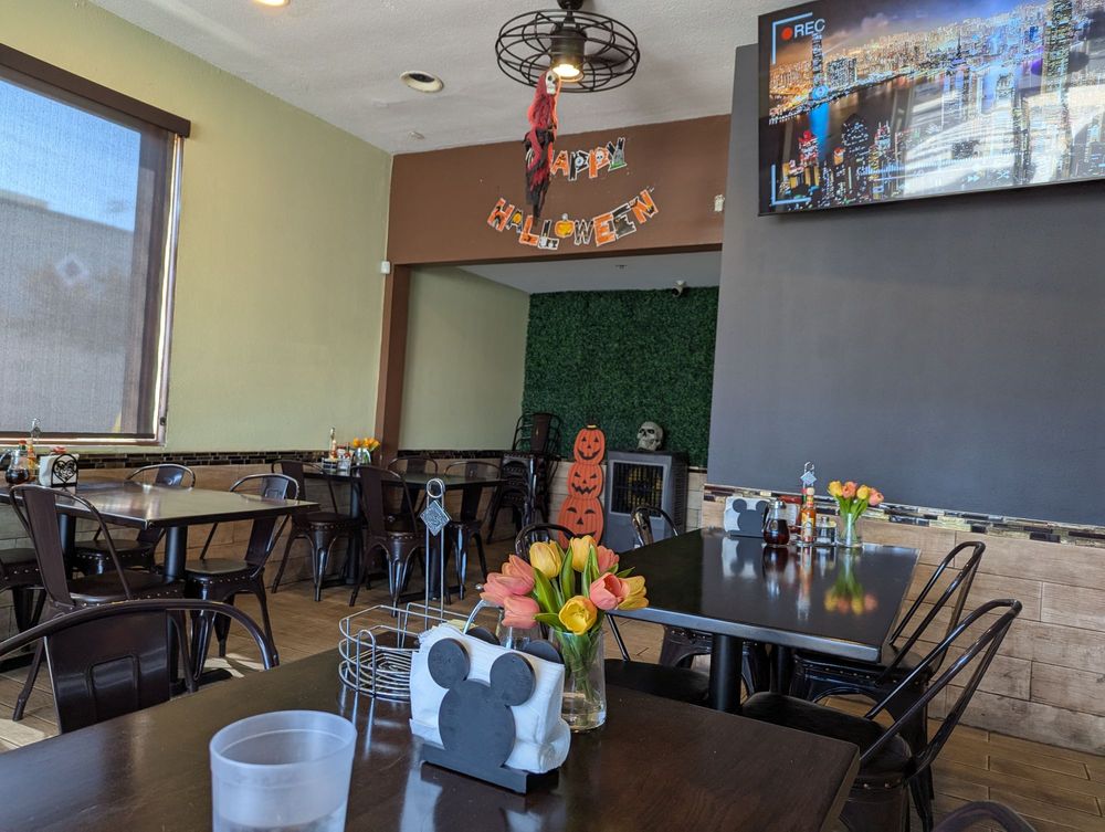 Aragon House Cafe