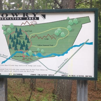 Mowry Conservation Area - Entry to the area, overview of trails. - Hiking Near Me - Smithfield, Rhode Island
