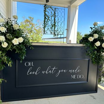 Bartenders4you - Custom Bar for a customer. We can customize color and style and put your monogram in the center. - Bartenders Near Me - Selma, Texas