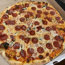 Guido's Original New York Style Pizza Downtown - Pepperoni Basil