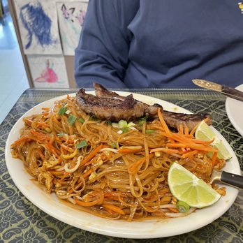 Thai Orchid - Pad Thai combination - Thai Near Me - Yukon, Oklahoma Thai Orchid - Pad Thai combination - Thai Near Me - Yukon, Oklahoma