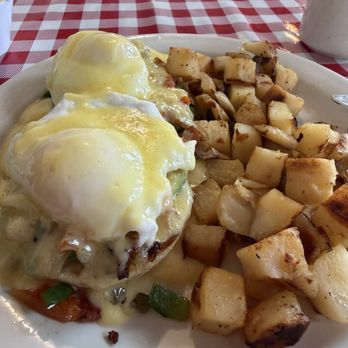 Galloping Hen - Breakfast & Brunch Near Me - Ventura, California