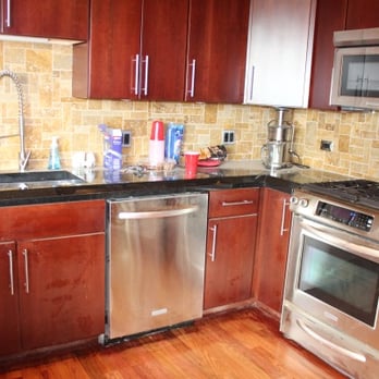 Yana Cleaning Service - Kitchen. #1. Move out (before) - Home Cleaning Near Me - Park Ridge, Illinois Yana Cleaning Service - Kitchen. #1. Move out (before) - Home Cleaning Near Me - Park Ridge, Illinois