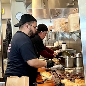 Billy Goat Tavern - Burgers Near Me - Chicago, Illinois