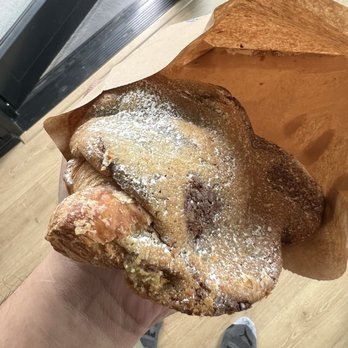 Mindy's Bakery - Desserts Near Me - Chicago, Illinois Mindy's Bakery - Desserts Near Me - Chicago, Illinois