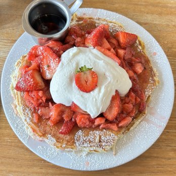 Jongewaard's Bake n Broil - Strawberry Pancakes - American Near Me - Long Beach, California Jongewaard's Bake n Broil - Strawberry Pancakes - American Near Me - Long Beach, California