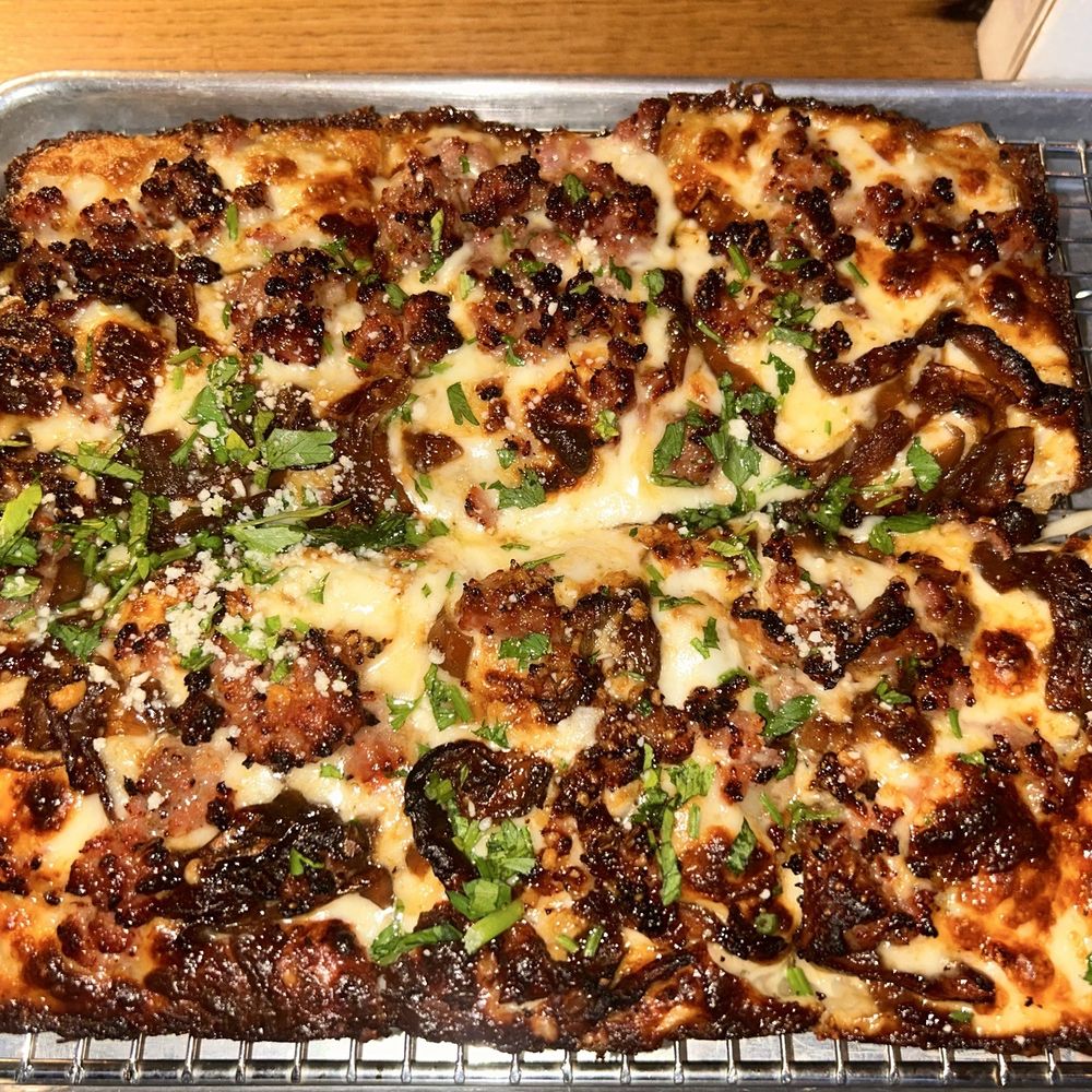 Good Paulie Pizza