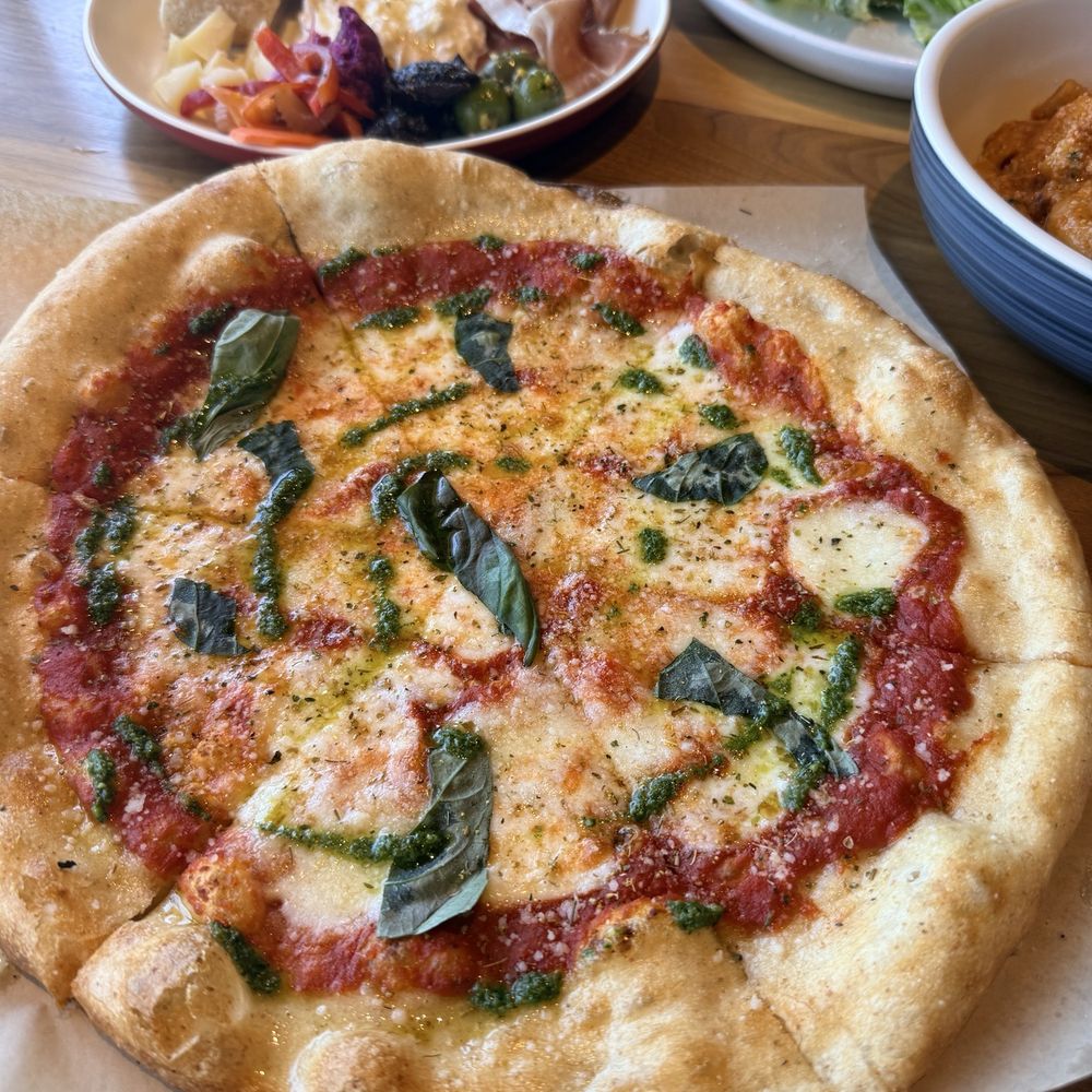 North Italia - Tie-Dye Margherita Pizza - Italian Near Me - Henderson, Nevada North Italia - Tie-Dye Margherita Pizza - Italian Near Me - Henderson, Nevada