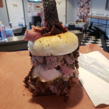 Yankee BBQ - The big texan - Barbeque Near Me - Hamburg, New York
