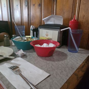 Hickory Valley Farm Restaurant - Breakfast & Brunch Near Me - Swiftwater, Pennsylvania