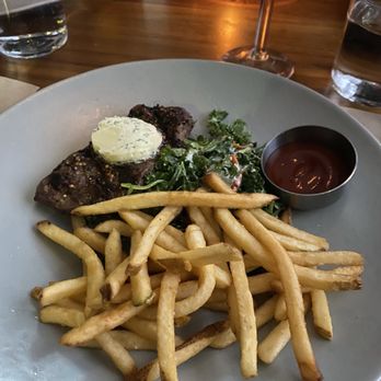 JOEY Burrard - Steak frites - Canadian (New) Near Me - Vancouver, British Columbia