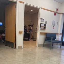 Columbia Ophthalmology - Exam Rooms