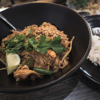 Soi 30th - Pad Thai Chicken - Thai Near Me - San Diego, California Soi 30th - Pad Thai Chicken - Thai Near Me - San Diego, California