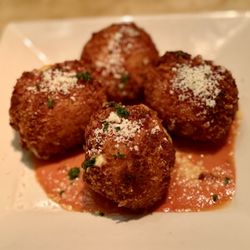 The Cheesecake Factory - Fried Macaroni and Cheese