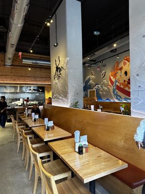 Tataki Ramen & Sushi by null