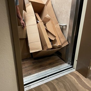 Comfort Suites Nacogdoches - Waiting on elevator - Hotels Near Me - Nacogdoches, Texas