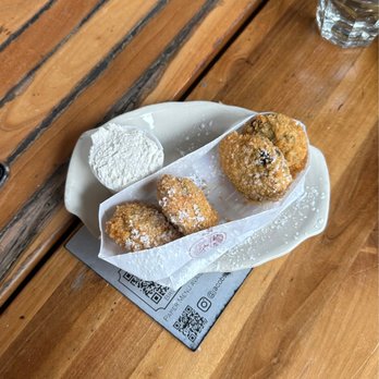 Jacob's Pickles - fried oreos w home made cream - Comfort Food Near Me - New York, New York Jacob's Pickles - fried oreos w home made cream - Comfort Food Near Me - New York, New York