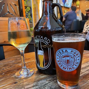 Side Yard Public House - House Chardonnay and a Stout - Sports Bars Near Me - Escondido, California Side Yard Public House - House Chardonnay and a Stout - Sports Bars Near Me - Escondido, California