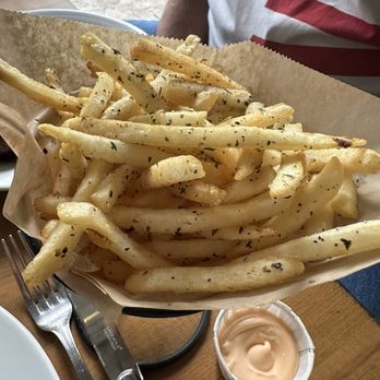 Rendezvous - Súper delicious French fries - French Near Me - Asheville, North Carolina Rendezvous - Súper delicious French fries - French Near Me - Asheville, North Carolina