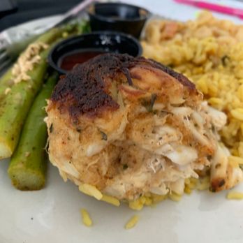 Lulu's Express - Check out the chunks in that crab cake. Yummm. - Chicken Wings Near Me - Charlotte, North Carolina Lulu's Express - Check out the chunks in that crab cake. Yummm. - Chicken Wings Near Me - Charlotte, North Carolina