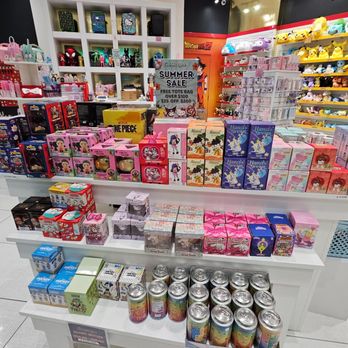 Fantasy Land - Snacks & Drinks - Souvenir Shops Near Me - Las Vegas, Nevada