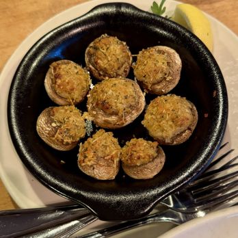 Galyn's - Crab Stuffed Mushrooms - Seafood Near Me - Bar Harbor, Maine
