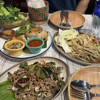 Zaab Zaab - Larb Ped Udon, Som Tum Pla Ra, Gai Yang - Thai Near Me - Elmhurst, New York Zaab Zaab - Larb Ped Udon, Som Tum Pla Ra, Gai Yang - Thai Near Me - Elmhurst, New York