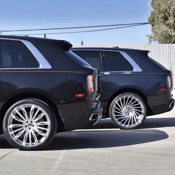 Private Landing - Rolls Royce Truck - Town Car Service Near Me - Naperville IL, Illinois Private Landing - Rolls Royce Truck - Town Car Service Near Me - Naperville IL, Illinois