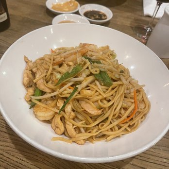 Roots - Chicken and Shrimp Lo Mein - Asian Fusion Near Me - Princeton, New Jersey Roots - Chicken and Shrimp Lo Mein - Asian Fusion Near Me - Princeton, New Jersey