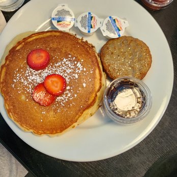 District 7 Grill - Pancakes w/ side of Sausage - Breakfast & Brunch Near Me - Houston, Texas District 7 Grill - Pancakes w/ side of Sausage - Breakfast & Brunch Near Me - Houston, Texas